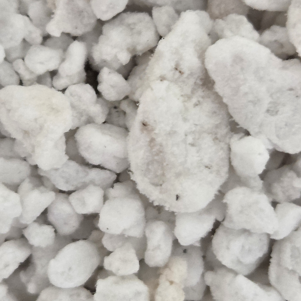 Close-up of coarse white perlite pieces